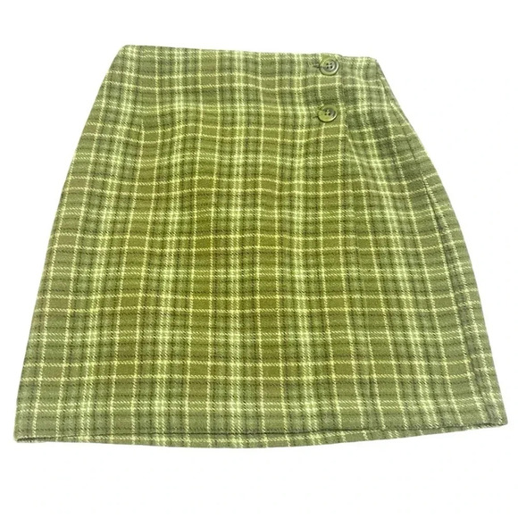Dresses & Skirts - Vintage 90’s Green plaid wool blend mini skirt with button detail size 3